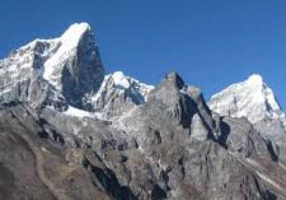 Three Pass Trek (Everest Base Camp)